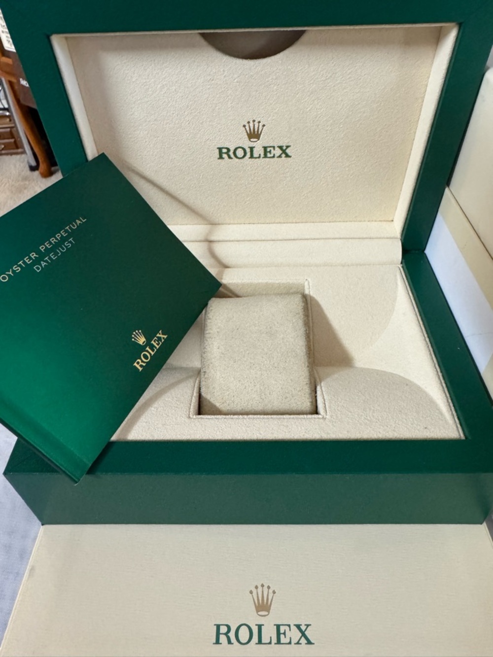 Rolex 💯% Authentic empty presentation storage box with manual booklet-PRICE FIRM